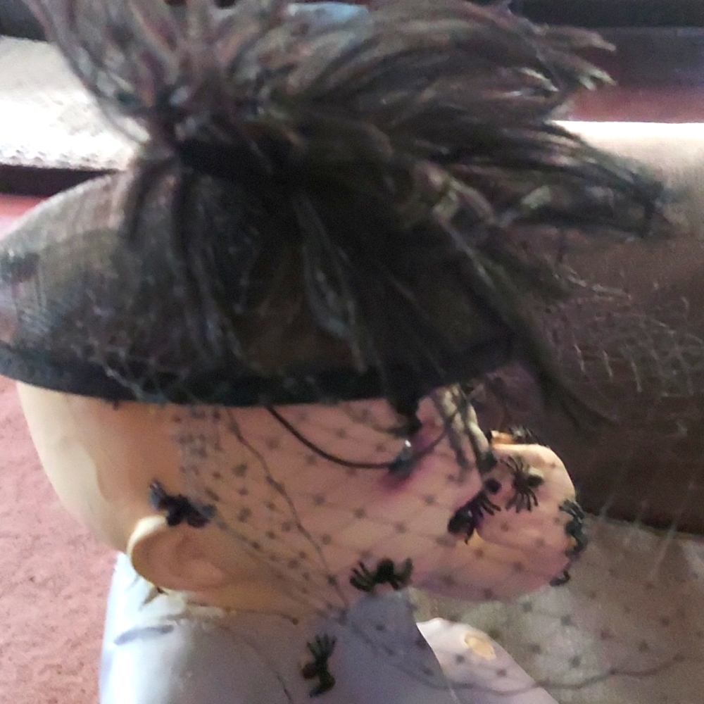 Fascinator - Picture 3 of 4
